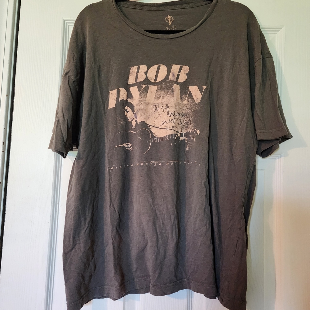 Bob Dylan Gray and Pink Oversized Graphic Tee